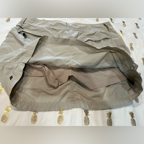 Columbia Khaki Skort Size 12 EUC - Picture 4 of 16